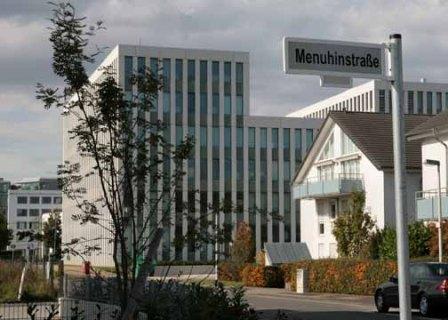   Menuhinstarsse 